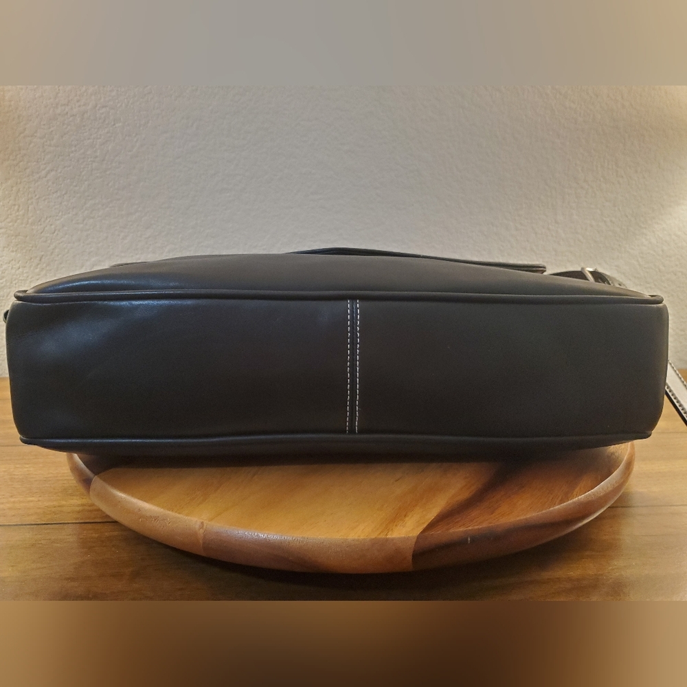 COACH BRIEFCASE IN FANTASTIC CONDITION! AUTHENTICATED! - Picture 5 of 15